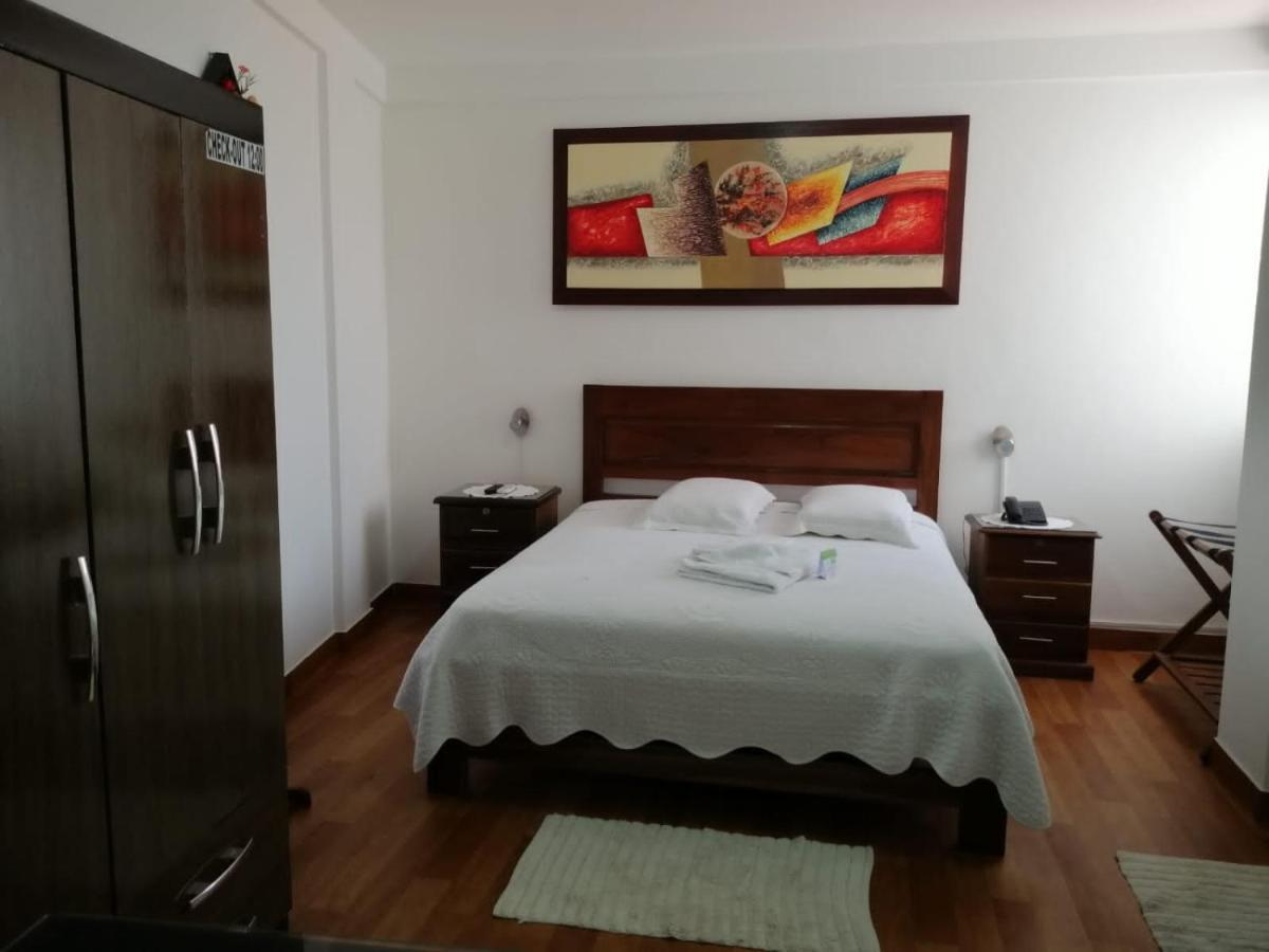 Buen Retiro Apart Hotel Santa Cruz de La Sierra Bagian luar foto