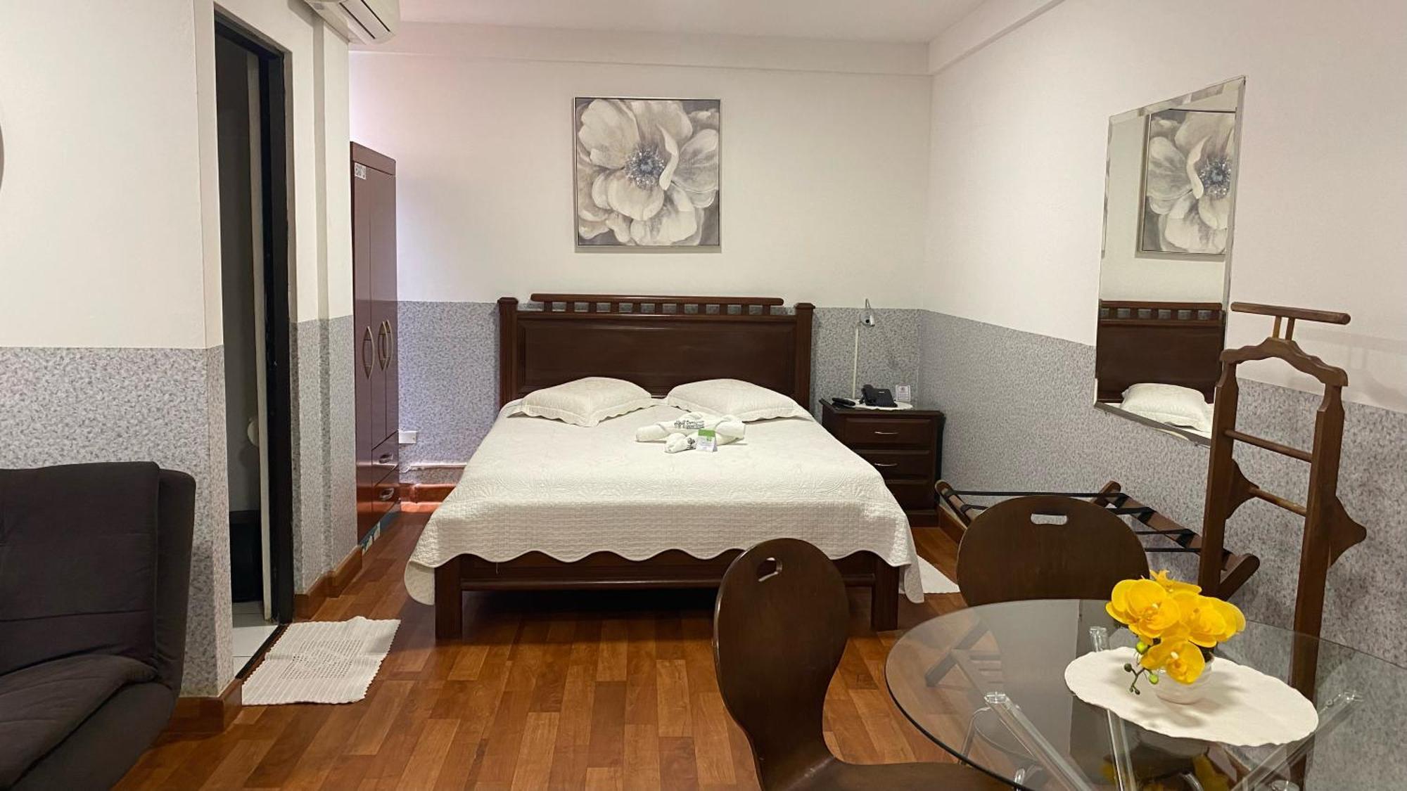 Buen Retiro Apart Hotel Santa Cruz de La Sierra Bagian luar foto